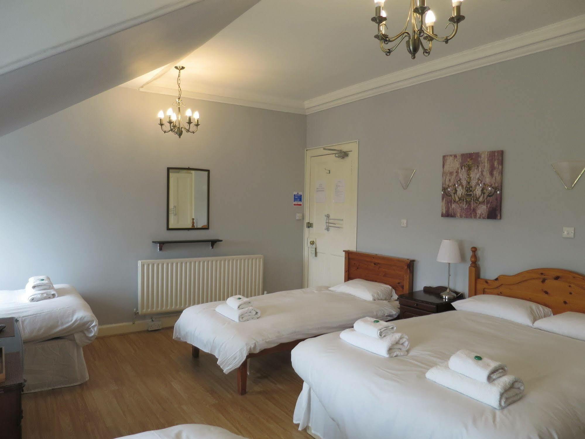 Thornfield Guest Residence เอดินบะระ ภายนอก รูปภาพ