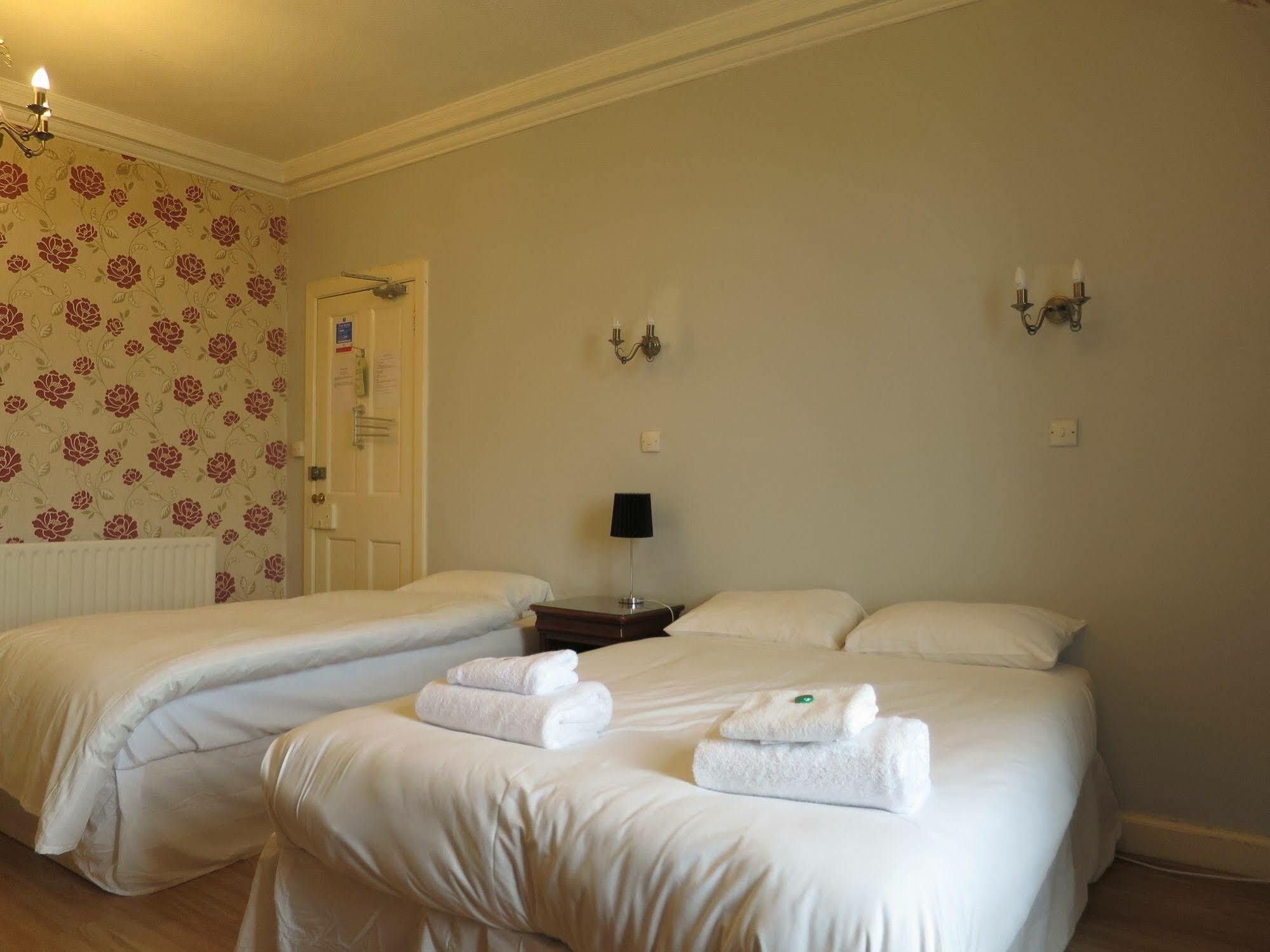 Thornfield Guest Residence เอดินบะระ ภายนอก รูปภาพ